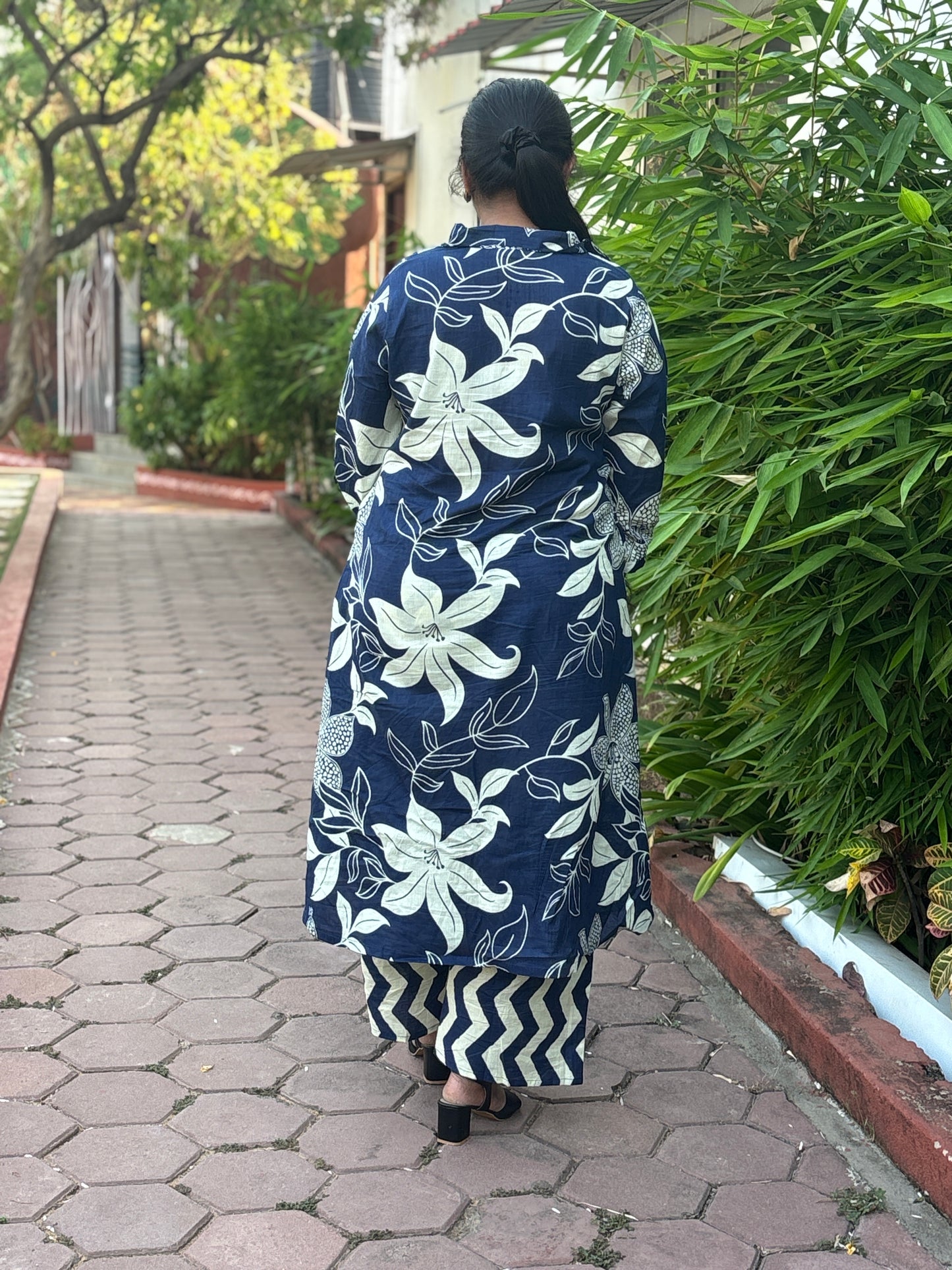 Shadow Lily Cord Set