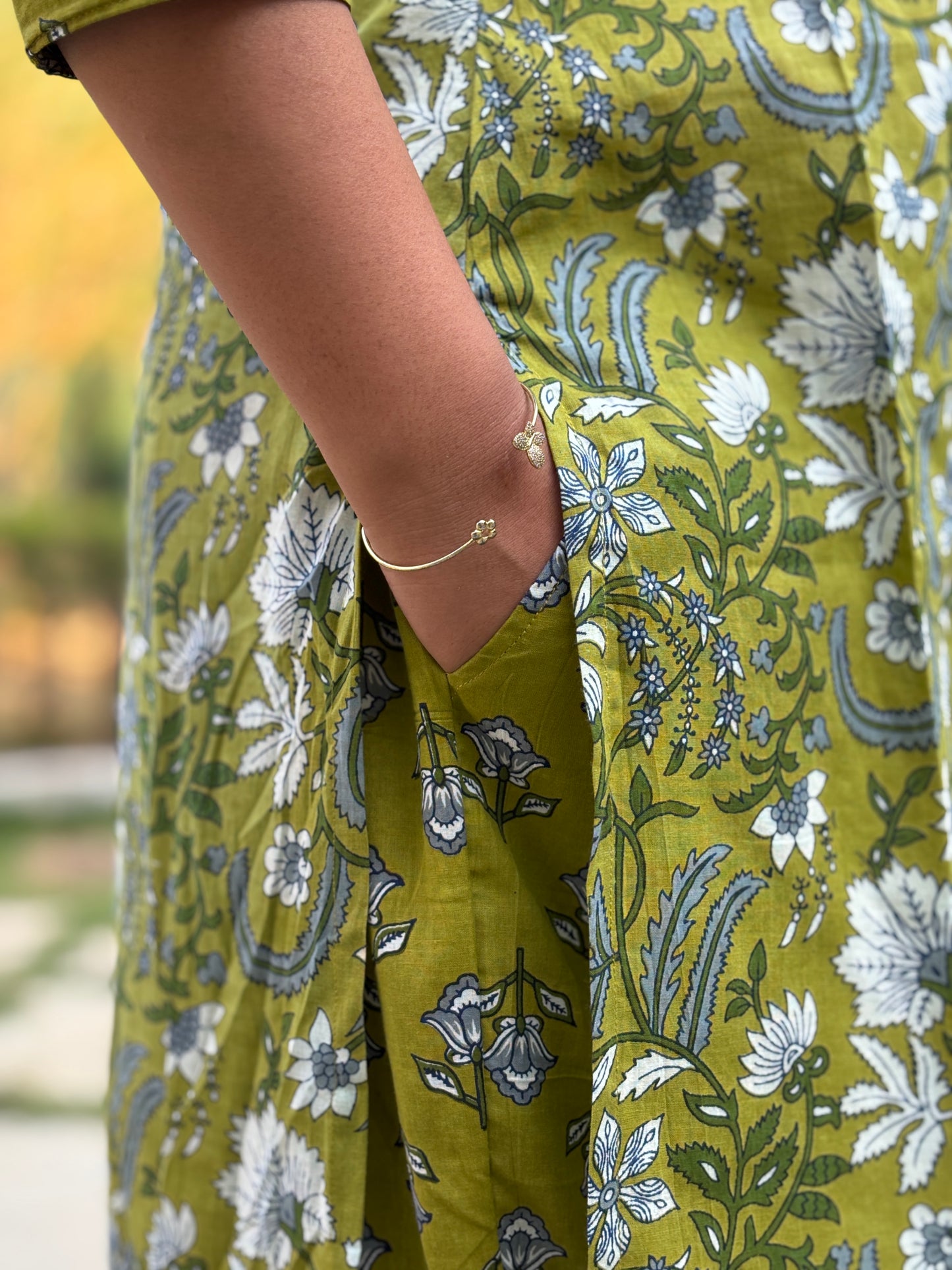 Neem Bloom Cord Set