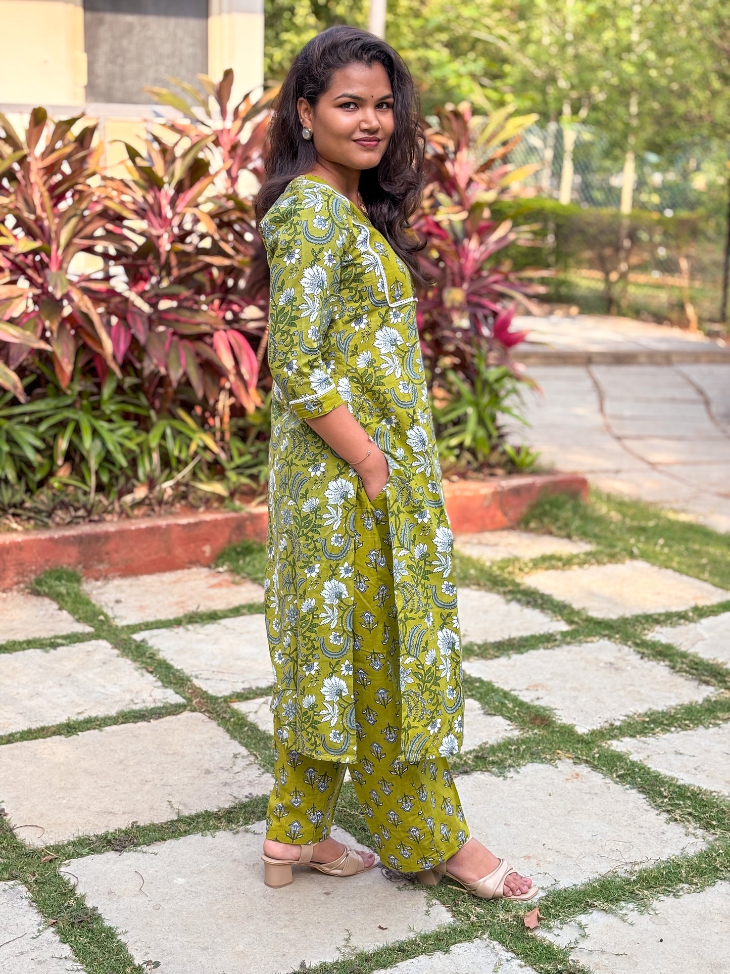 Neem Bloom Cord Set