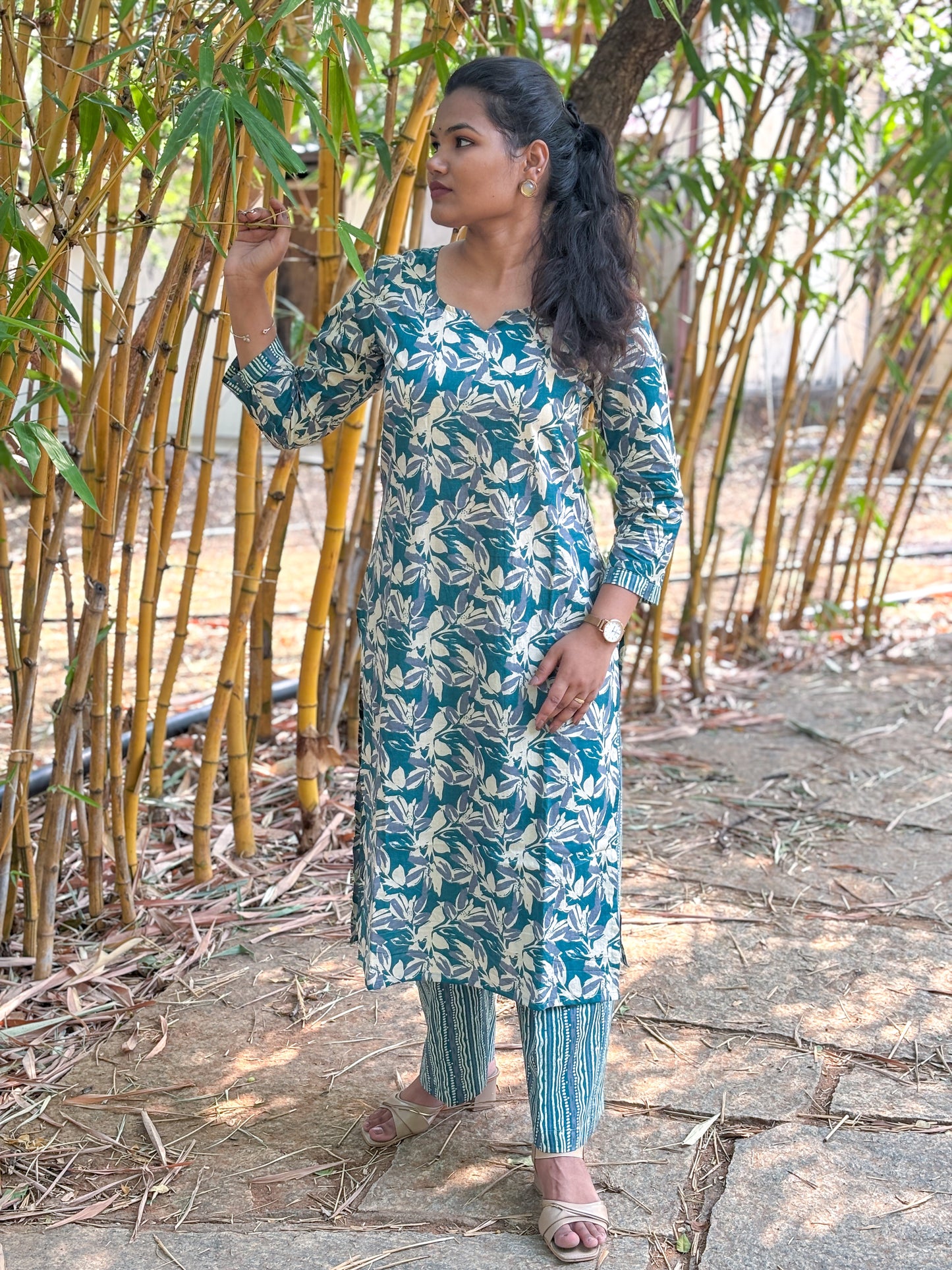 Indiva Leaf Cord Set