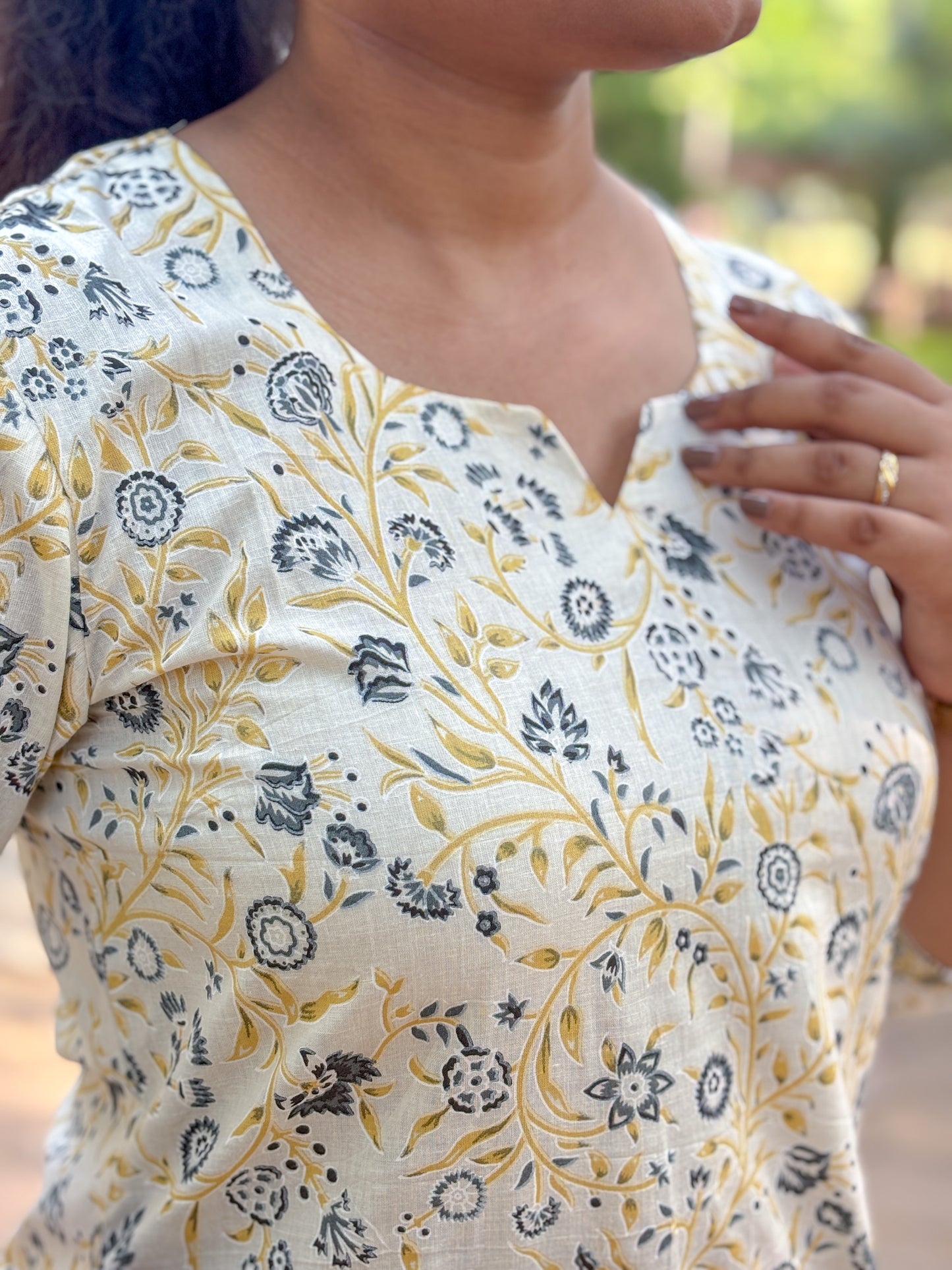 Ivory Bloom Cord Set