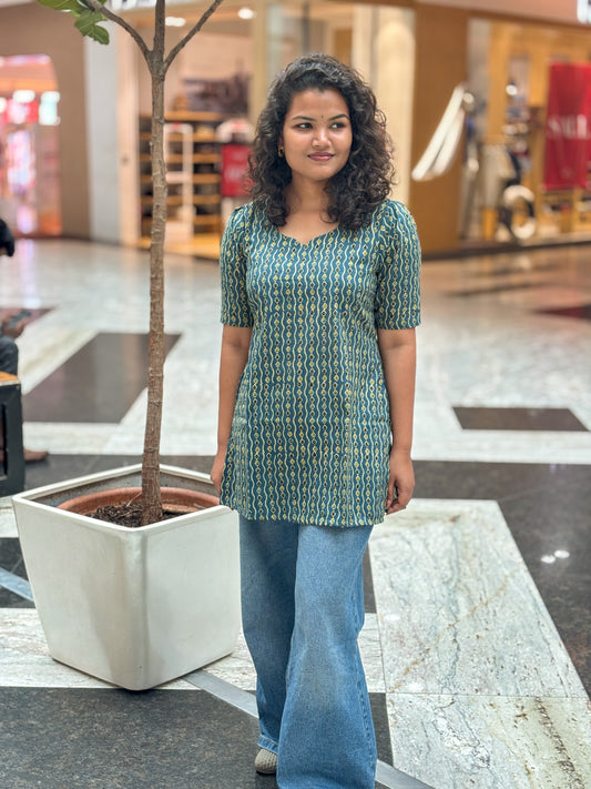 Rustic Rhythm Handloom Look Kurti